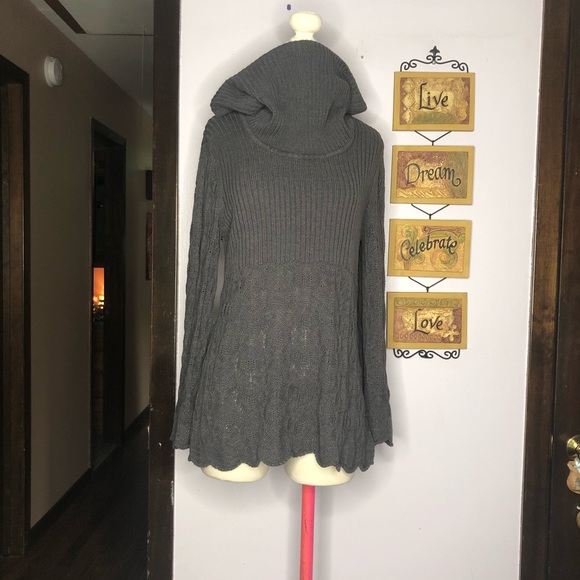 Gray cowl neck sweater - Picture 5 of 8